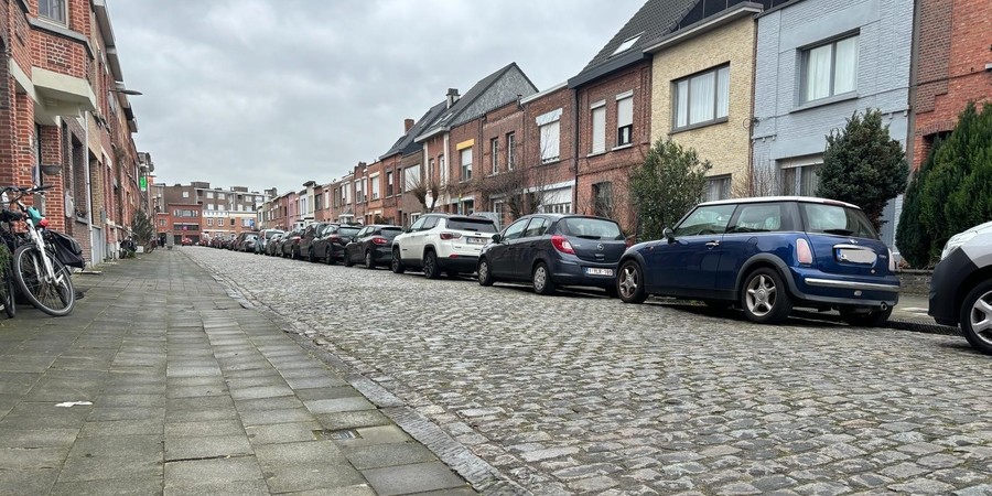 Foto van de verharding in de Lotusstraat